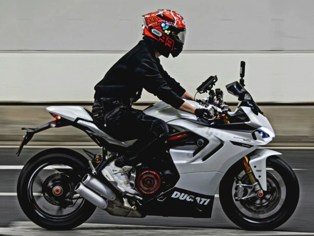 2021-2024 Ducati 2021-2024 Ducati Supersport 950/950S Motorcycle Fairings - White Black UK