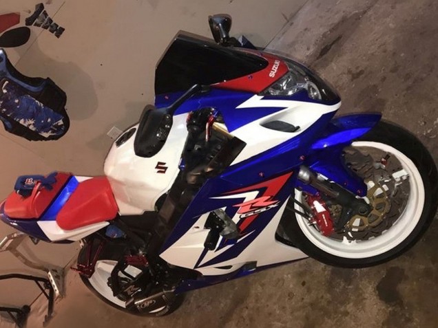 2004-2005 Suzuki GSXR 600 / GSXR 750 Motorcycle Fairing - White Blue Red UK
