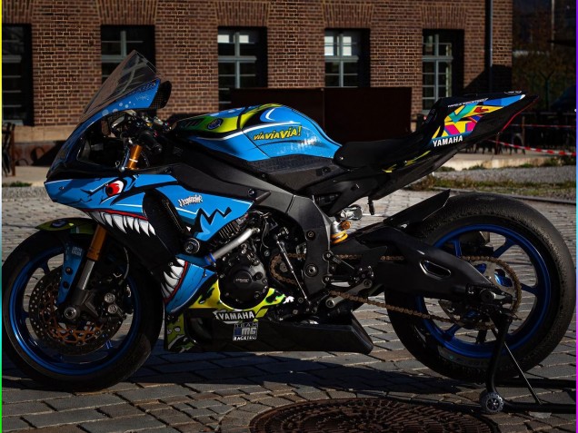 2015-2019 Yamaha YZF R1 Motorcycle Fairings - Blue Yellow Shark UK