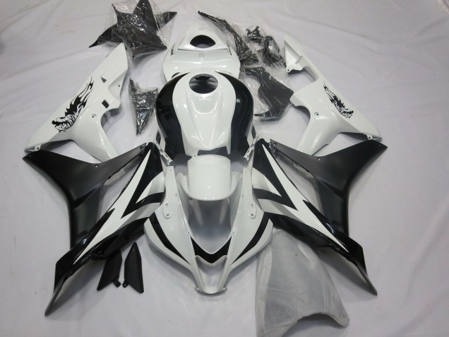 Custom OEM Style White and Black 07-08 CBR600RR Motorcycle Fairing Custom OEM Style White and Black 07-08 CBR600RR Motorcycle Fairing