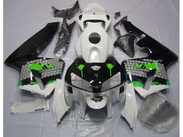 Green Splatter on Gloss Black 05-06 CBR600RR Motorcycle Fairing Green Splatter on Gloss Black 05-06 CBR600RR Motorcycle Fairing