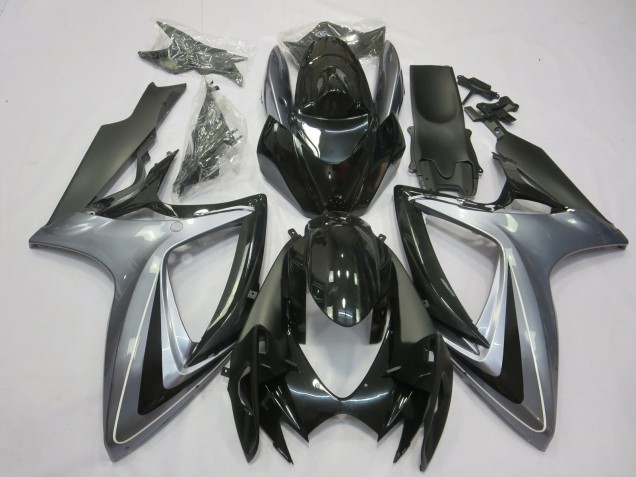 Light Silver And Black 06-07 GSXR 600-750 Motorcycle Fairing Light Silver And Black 06-07 GSXR 600-750 Motorcycle Fairing