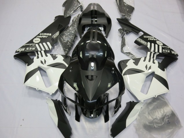 Matte Black & Puisher Logos 05-06 CBR600RR Motorcycle Fairing Matte Black & Puisher Logos 05-06 CBR600RR Motorcycle Fairing