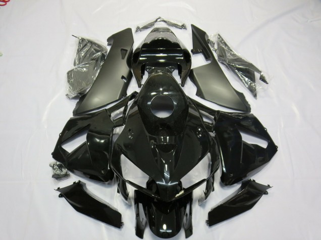 Matte and Gloss Black 05-06 CBR600RR Motorcycle Fairing Matte and Gloss Black 05-06 CBR600RR Motorcycle Fairing