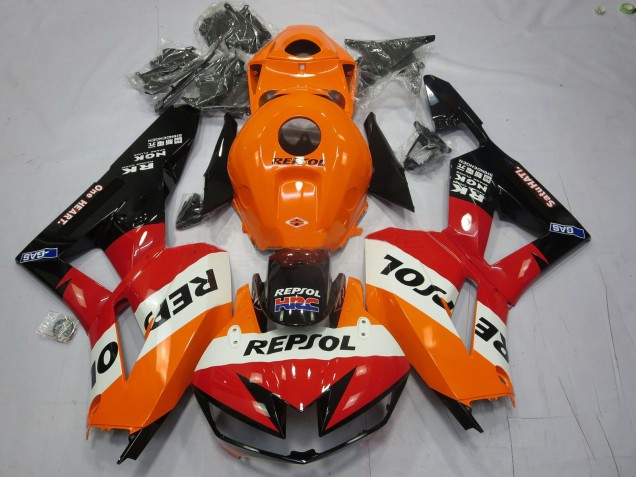 One HEART. 13-23 CBR600RR Motorcycle Fairing One HEART. 13-23 CBR600RR Motorcycle Fairing