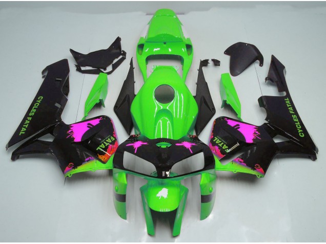 Pink Splatter on Green 05-06 CBR600RR Motorcycle Fairing Pink Splatter on Green 05-06 CBR600RR Motorcycle Fairing