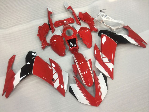 Red and White Gloss 15-18 R3 Motorcycle Fairing