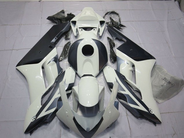 White and Silver 04-05 CBR1000RR Motorcycle Fairing